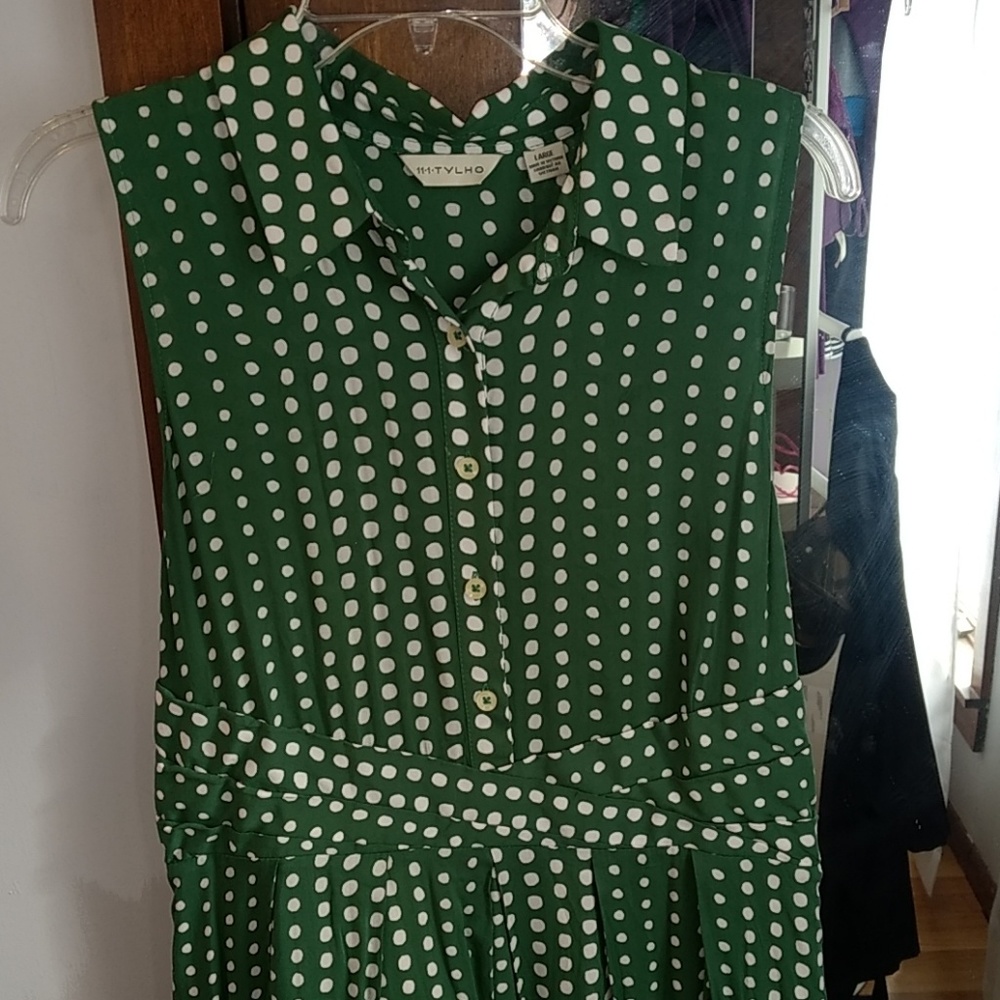 Beautiful green and white polka dot dress